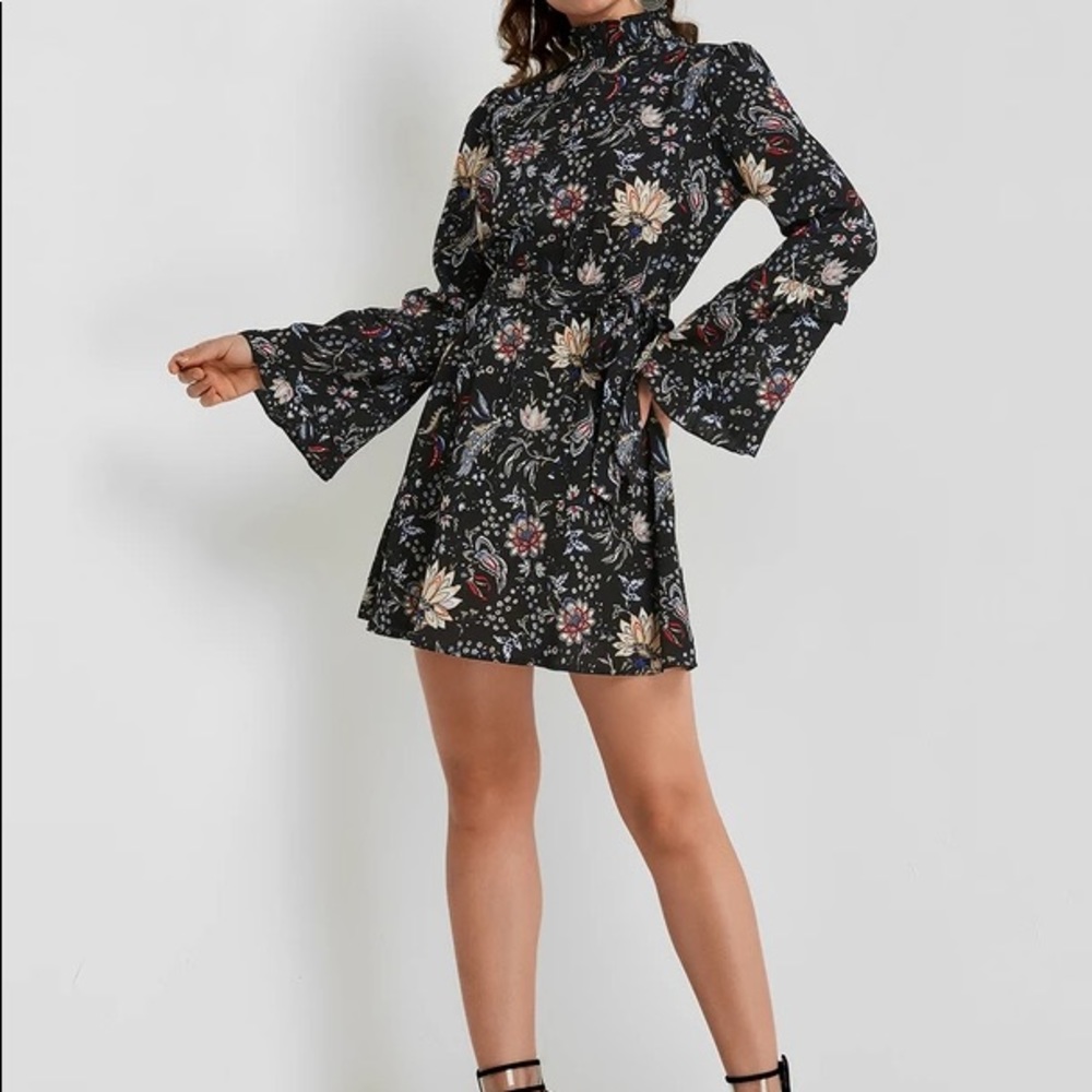 Long sleeve floral tea dress from ASOS. Size 4